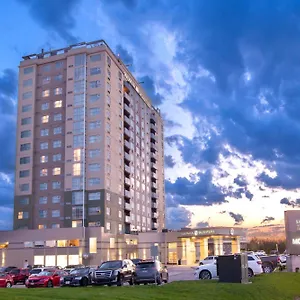 https://sandman-signature-toronto-airport.hotelstorontoontario.org